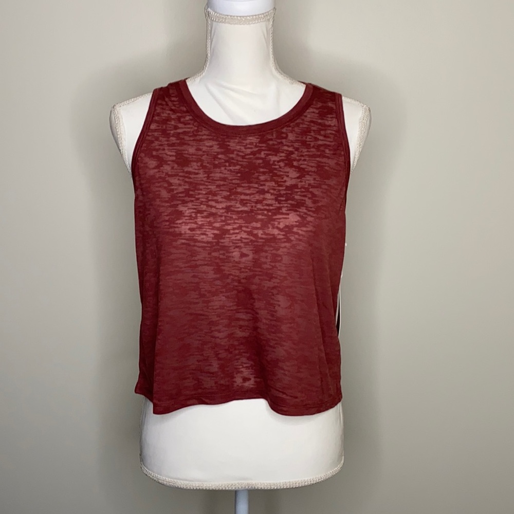 Balance Collection Essential Tank - Picture 2 of 8